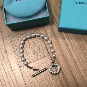 Tiffany Pearl bracelet